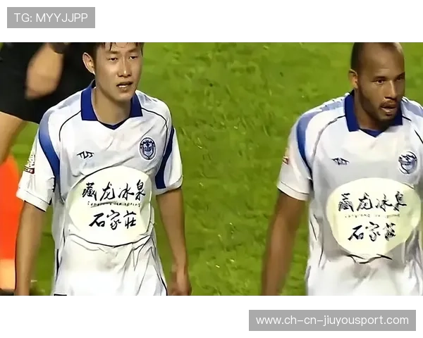 石家庄功夫牛洪利带队合练,前场压迫更有组织 石家庄功夫牛洪利带队合练,前场压迫更有组织